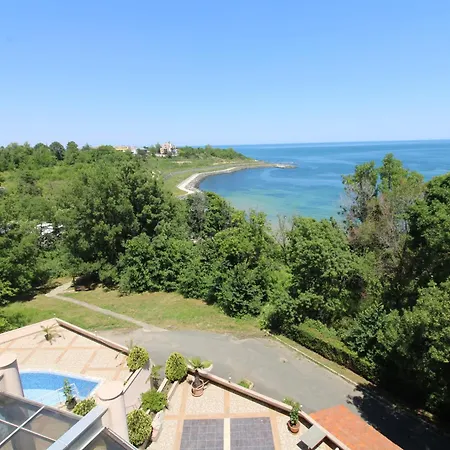 Menada In Vris 아파트 사레보